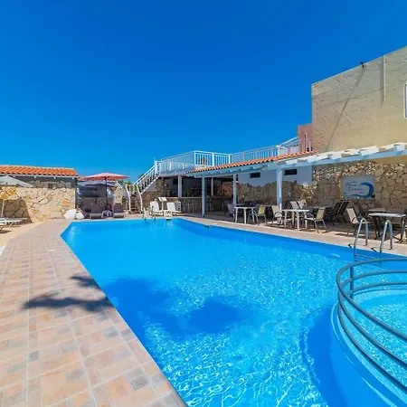 Aparthotel Blue Dream 3*